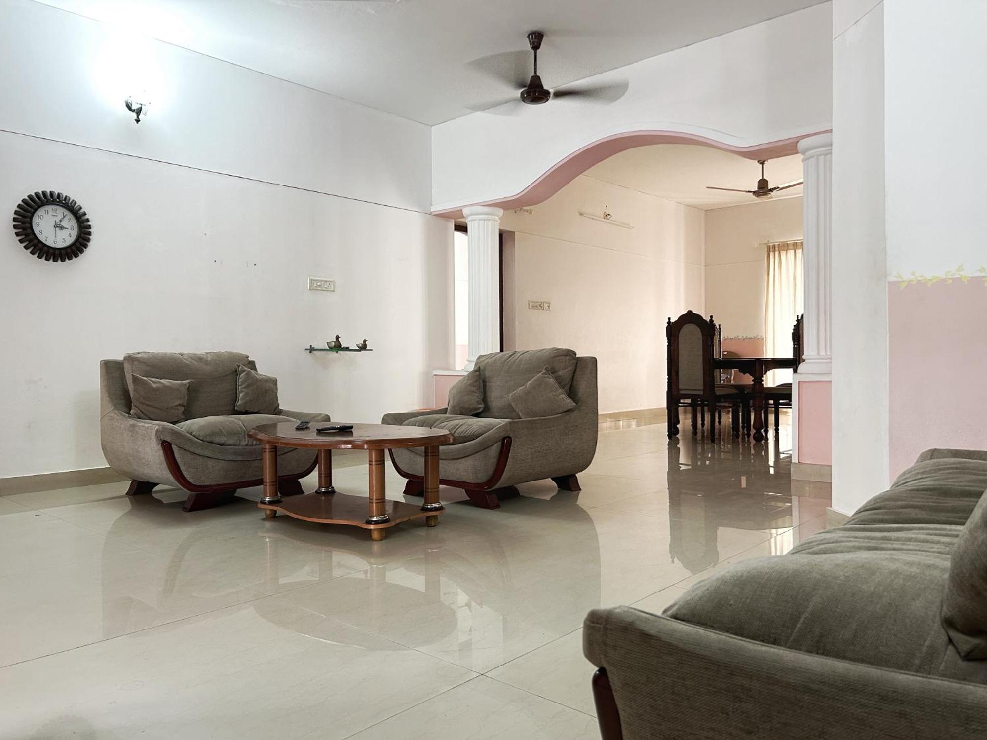 La Casa Trivandrum 4 Bhk Ac Luxury Villa At City Centre, Just 6 Kms To Airport Thiruvananthapuram Eksteriør bilde