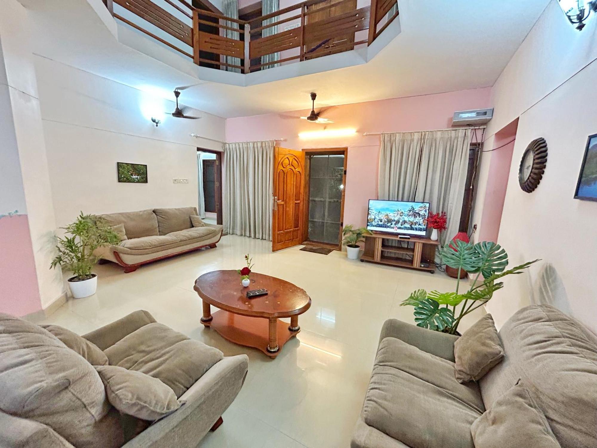 La Casa Trivandrum 4 Bhk Ac Luxury Villa At City Centre, Just 6 Kms To Airport Thiruvananthapuram Eksteriør bilde